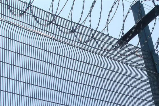 1.8 m Hot Dipped Galvanized Welded Wire Mesh Fence Panel PVC Coated Green Fence Panels Top With Barbed Wire