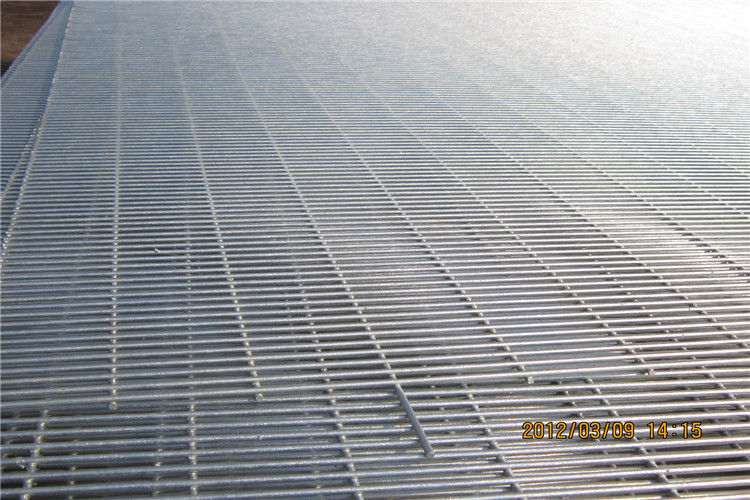 Galvanized 358 Clearvu Invisible Fence 4mm Wire 358 Mesh Panels