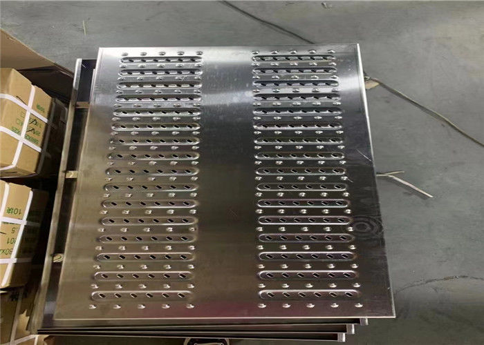 4mm Bearing Bar And Cross Bar Thickness Steel Walkway Grating For Stair Tread