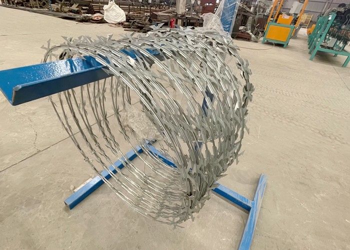 Flat Wrap Welded Razor Wire Mesh Double Coil Concertina High Security Galvanize